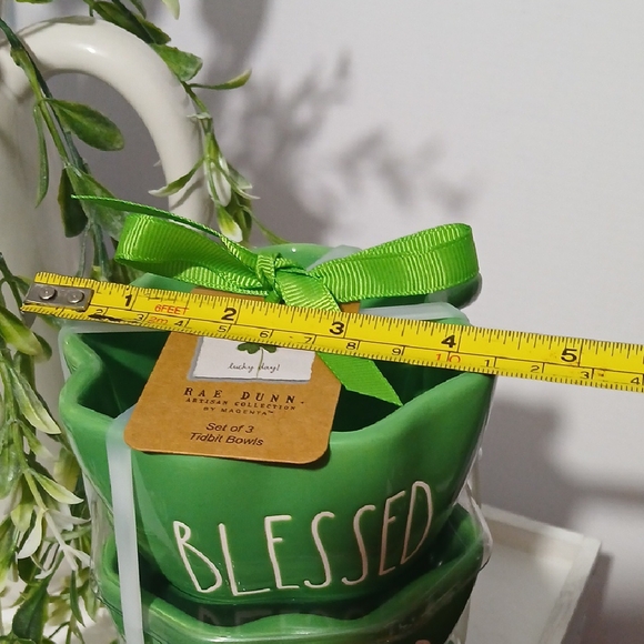 Rae Dunn Green Shamrock Bowls Set NWT - Picture 7 of 8